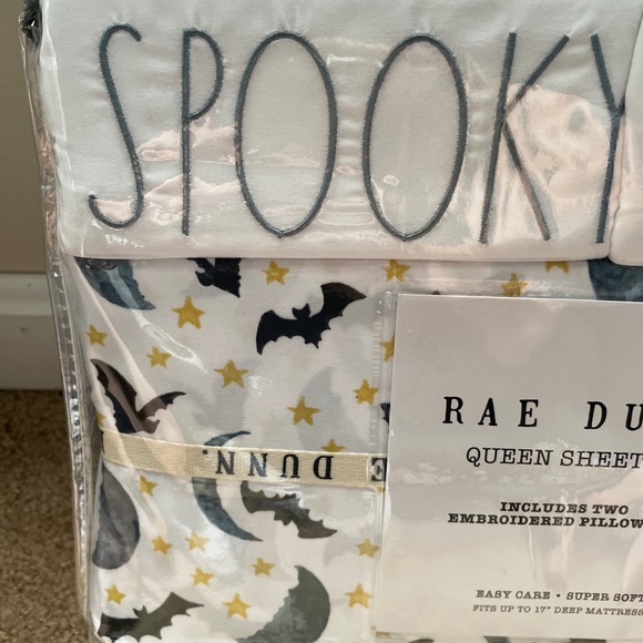 HTF Rae Dunn Spooky Bats & Moons Halloween Sheet Set ENCHANTE White New - Picture 3 of 6